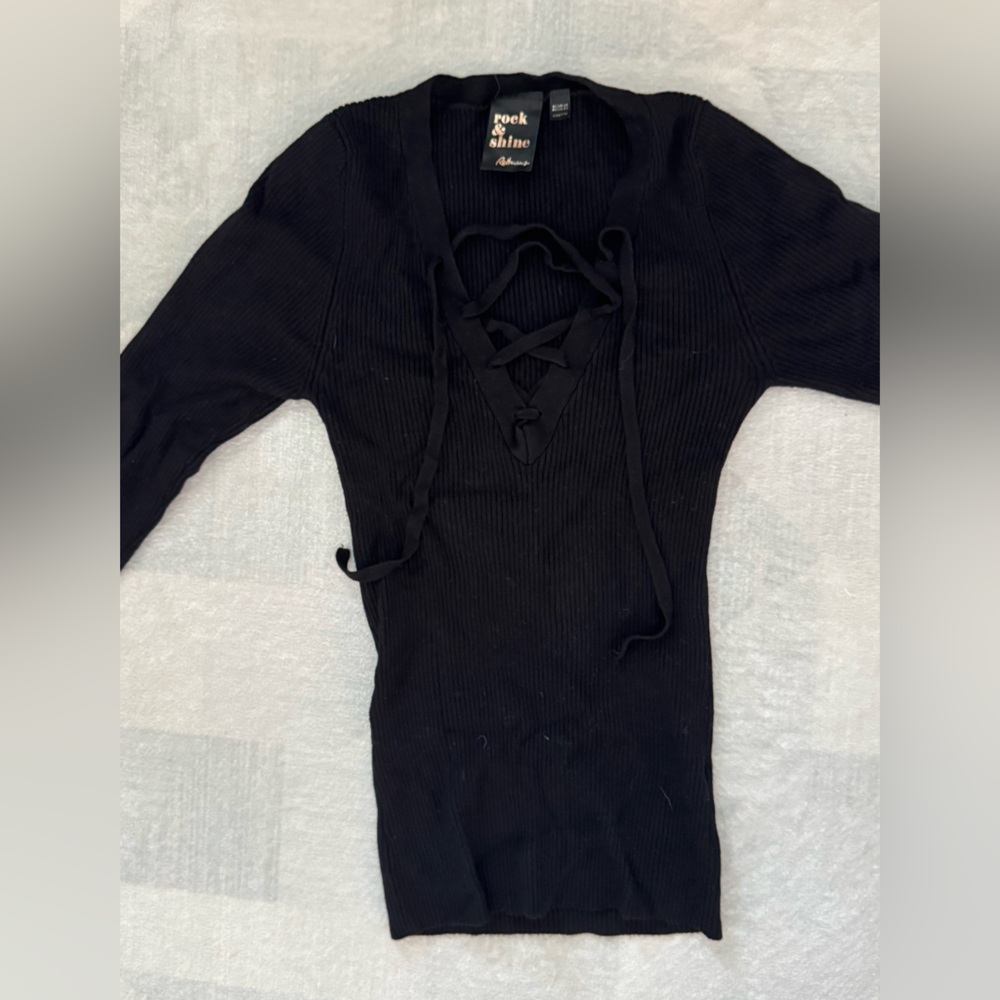 Reitmans Black Ribbed Knit Top